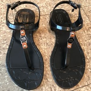 Coach Thongs